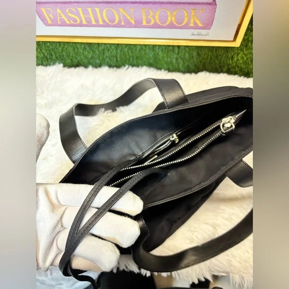 ❤️ Fendi Vintage Black Nylon Tote Bag A101P63